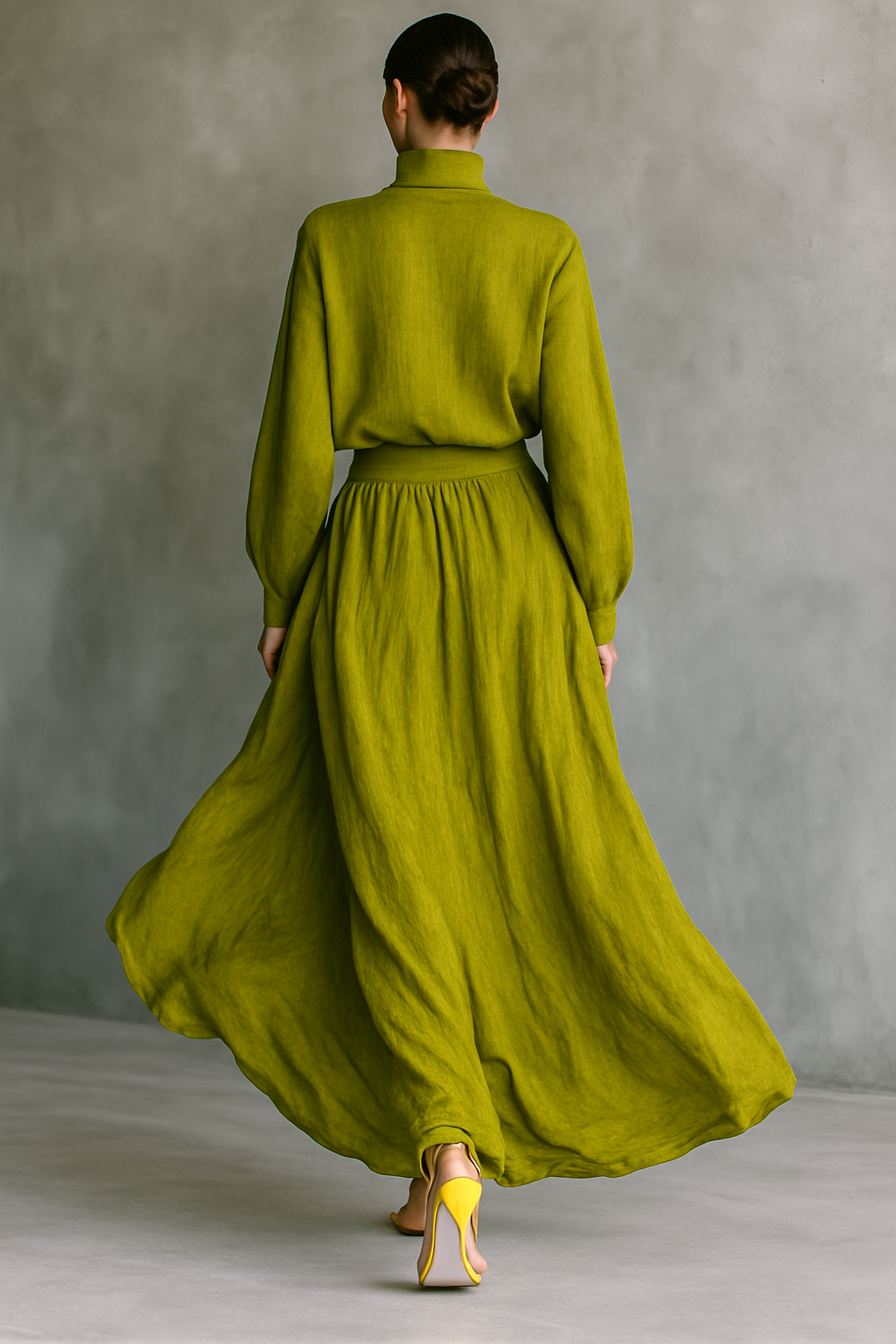 Damesoutfit in groen van katoen-linnenmix
