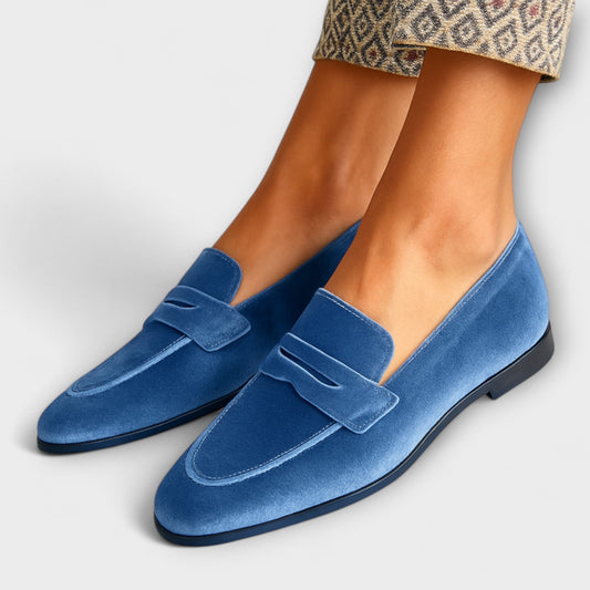 Celina™ | Instappers van zacht fluweel
