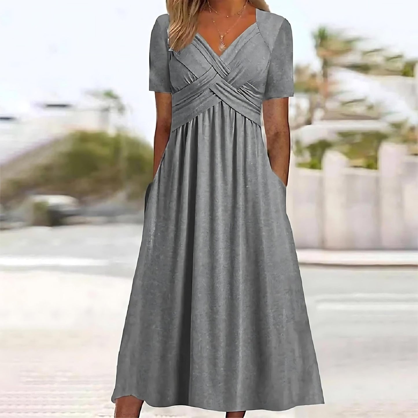 ANNE - ELEGANTE JURK MET BUIKBEDEKKING