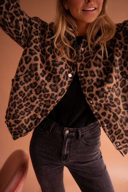 Shanna | Trendy jasje met luipaardprint